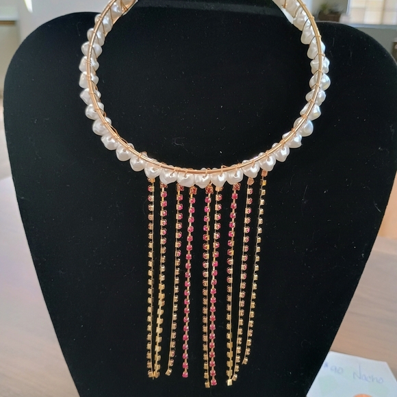 Pearl and Gold Choker with Red and Pink Accents - Picture 1 of 5